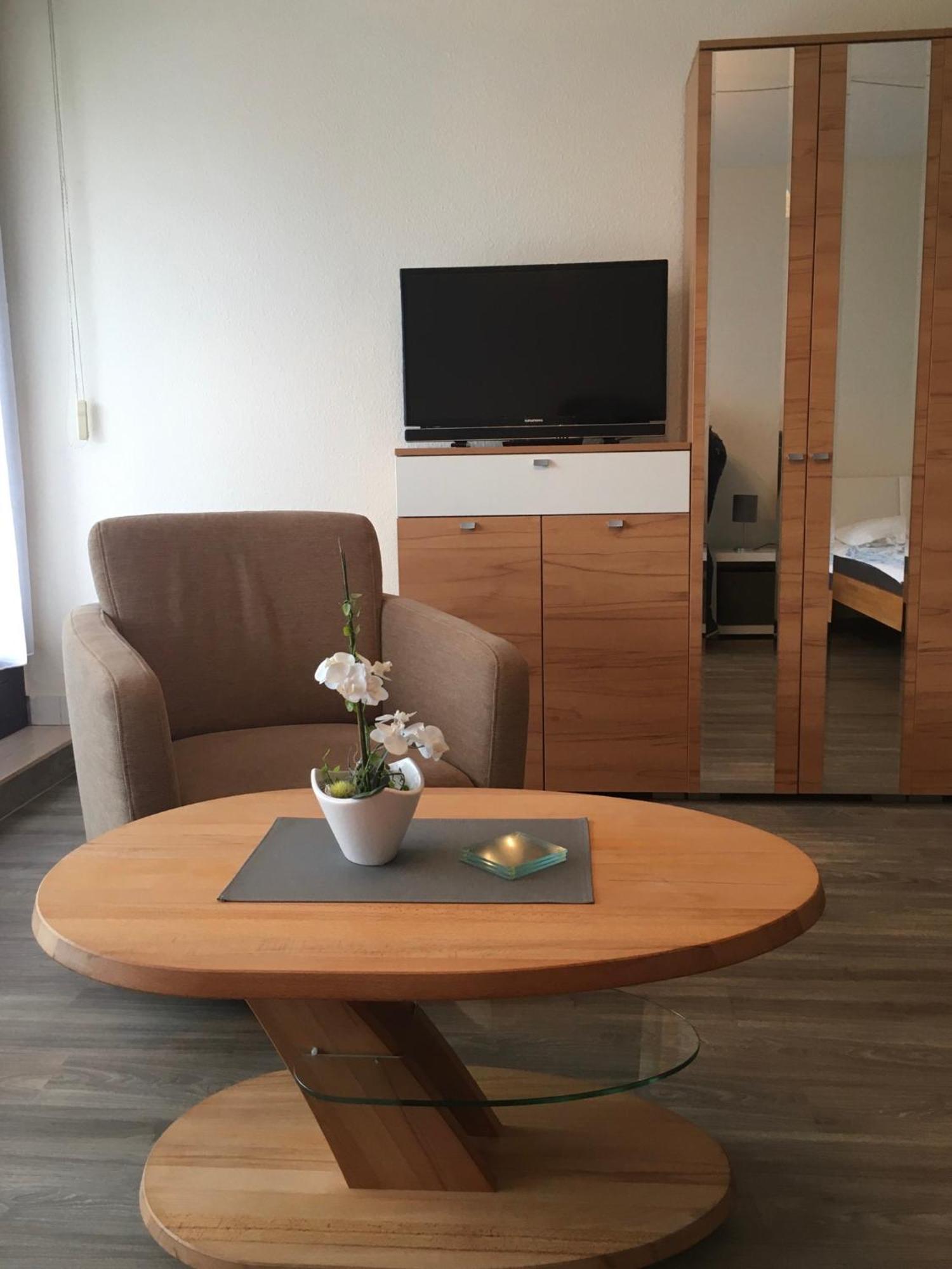Appartementresidenz am Kurpark - Ferienwohnungen mit Pool&Sauna - Bad Salzuflen Exterior foto