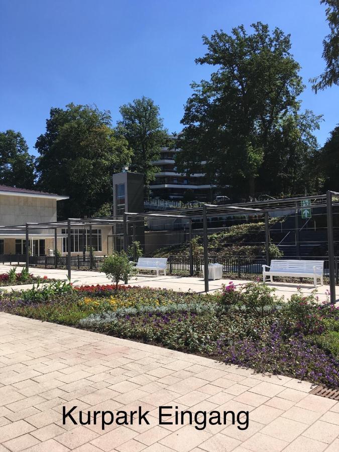 Appartementresidenz am Kurpark - Ferienwohnungen mit Pool&Sauna - Bad Salzuflen Exterior foto